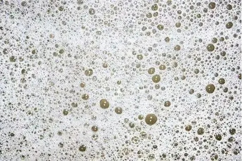 水性乳液產(chǎn)生大量泡沫？試試水性消泡劑